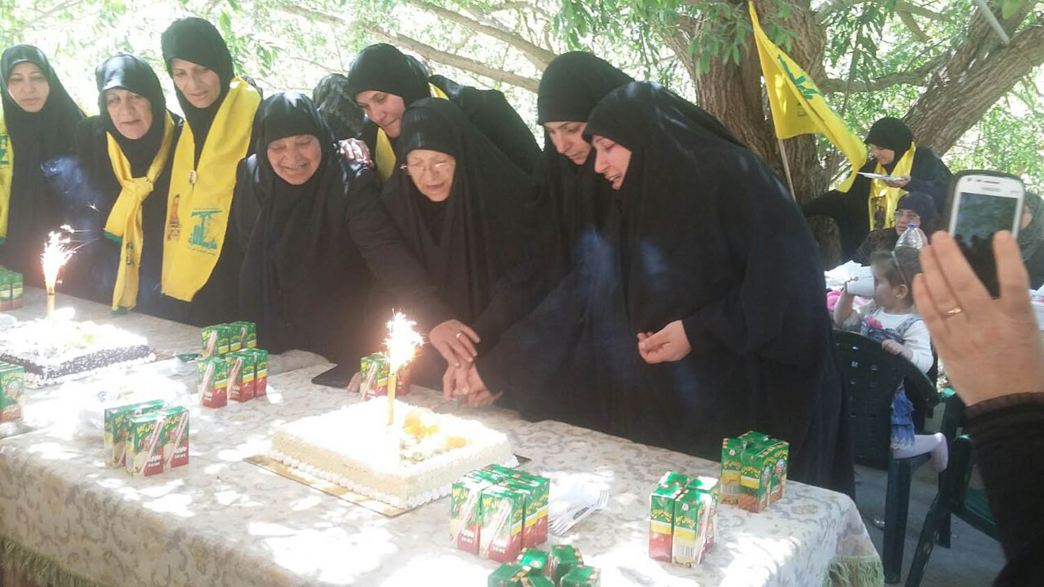 بمناسبة ولادة الإمام علي (ع) .. تكريم امهات شهداء البقاع الغربي